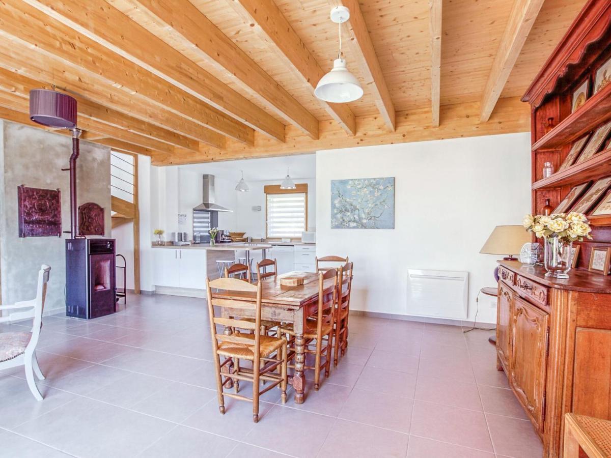 Pleasant Cottage In Challerange Extérieur photo