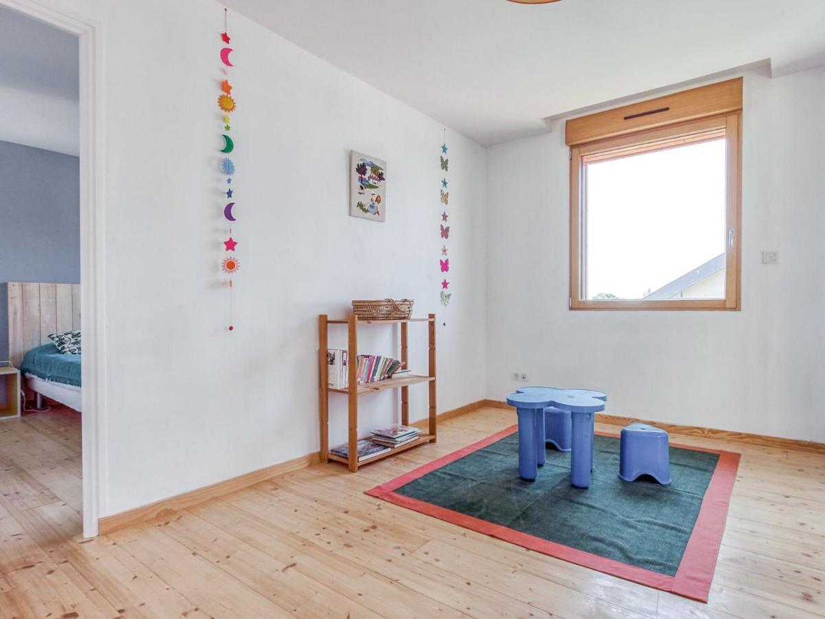 Pleasant Cottage In Challerange Extérieur photo
