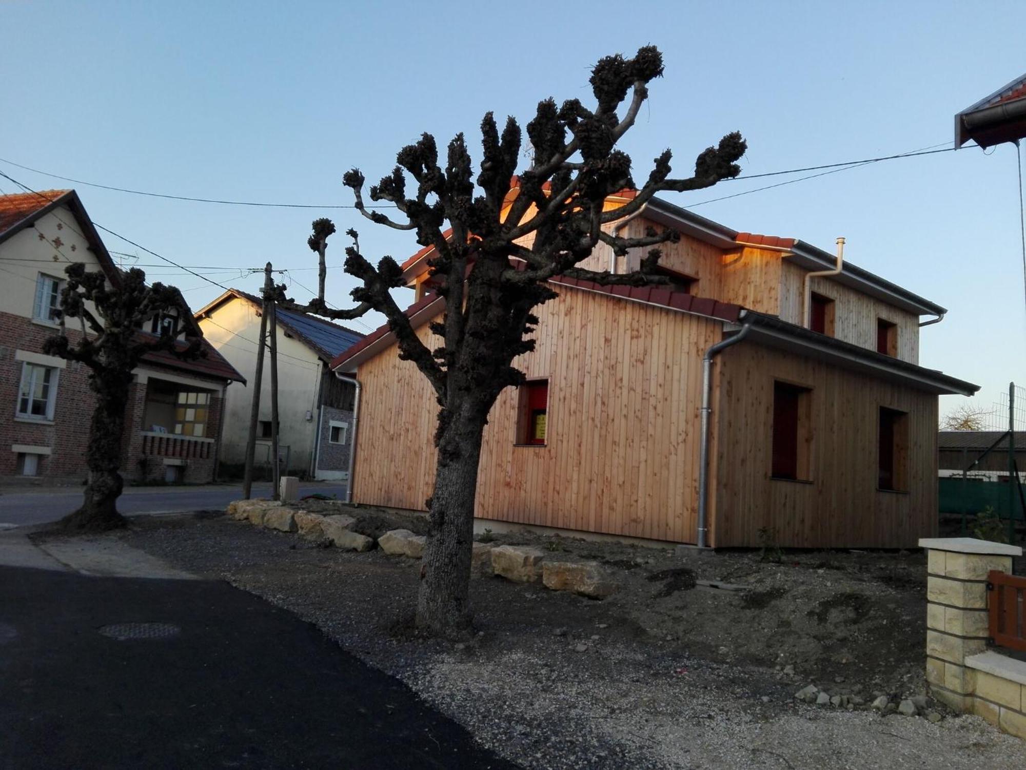 Pleasant Cottage In Challerange Extérieur photo